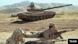 آرشیف، عملیات نیروهای تاجکستانی