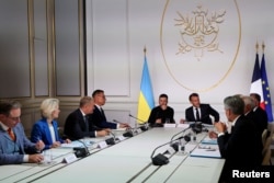 Франція приймає лідерів країн, що входять до коаліції охочих надати гарантії безпеки Україні. Париж, 4 вересня 2025 року