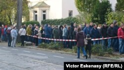 Moldoveni din diaspora la vot la Consulatul General din Frankfurt în 2016