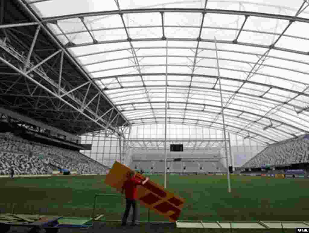 საქართველოს დროშა დანედინის ეკლესიაში #10