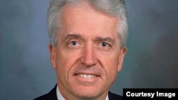 Jim Slattery, a former U.S. congressman from Kansas. 