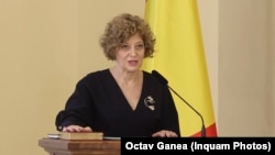 Oana Gheorghiu, în momentul depunerii jurământului în calitate de viceprim-ministru, pe 30 octombrie 2025. 