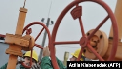 Prețurile la gazele naturale au crescut, fără ca autoritățile să vină cu explicații