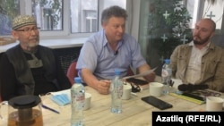 Сулдан: Дамир Исхаков, Искәндәр Измайлов, Руслан Айсин