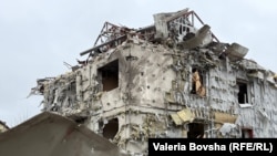 Ілюстраційне фото. Наслідки атаки РФ у передмісті Дніпра, 6 грудня 2025 року