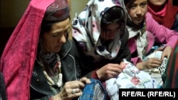 افغان مېرمنې بدخشان کې