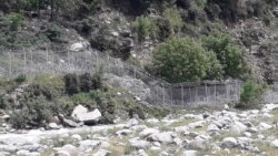 پر ډېورنډ کرښه د اغزن تار ټولنیز اغېز