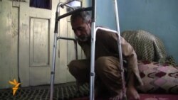 گدایی نمی کنم، کمک می خواهم