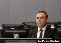 Rexhep Selimi gjatë seancës paragjyqësore në Hagë më 11 nëntor 2020.