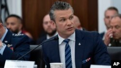 Глава Пентагона Пит Хегсет во время выступления 10 июня в Конгрессе США. Вашингтон, США