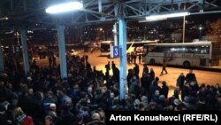 Migrantët kosovarë duke ikur për në vendet e BE-së, 1 shkurt 2015.