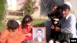 د وژل شوي خبریال حیات الله خان داوړ بچیان