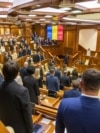 Prima dată-n Parlament. Ce planuri au deputații debutanți?
