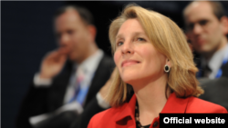 Помощник госсекретаря США по вопросам Европы и Евразии Карен Донфрид (архив)