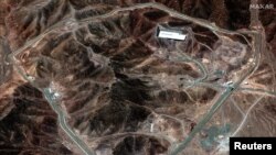 د غرونو منځ کې د فردو بټۍ