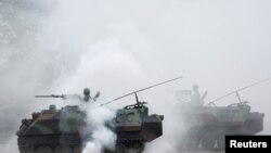 Ushtria tajvaneze gjatë stërvitjeve ushtarake në bazën ushtarake në Taitung. 31 janar 2024.  

