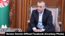 آقای صالح چند ساعت پس از وقوع این رویداد در پیامی ویدیویی گفته که پسرجوانش نیز با او بود، اما آسیب ندیده است.  