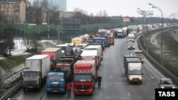 The protests included truck drivers crowding major city thoroughfares by driving at slow speeds in all lanes and then assembling for rallies (file photo from similar protests in December 2015).