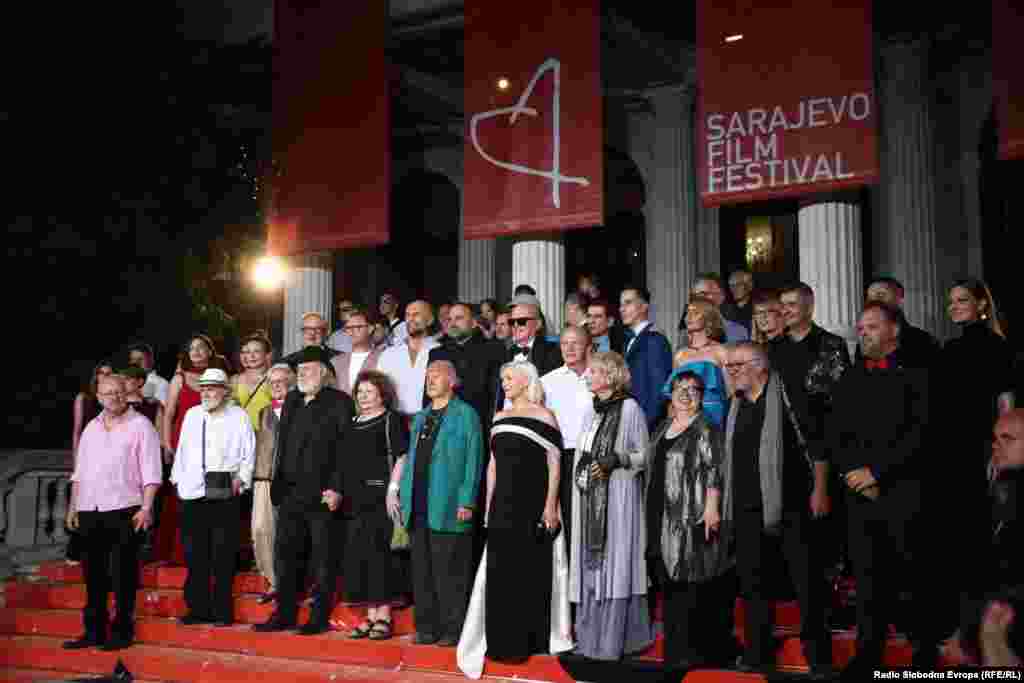 Ekipa filma "Paviljon" Dine Mustafića. 