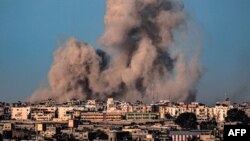 شهر غزه در نتیجه بمباران سنگین و حملات پی هم تقریبا به ویرانه مبدل شده است