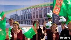 Участники официальных праздничных мероприятий, Туркменистан.