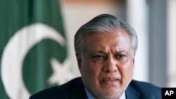 د پاکستان د بهرنیو چارو وزیر اسحاق ډار