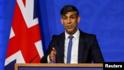 Очікується, що Ріші Сунак проведе зустріч із головою польського уряду Дональдом Туском і генеральним секретарем НАТО Єнсом Столтенберґом для обговорення підтримки України