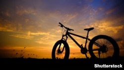 Bicikl u prirodi, ilustrativna fotografija