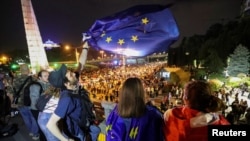 აქცია გმირთა მოედანზე. 2 მაისი