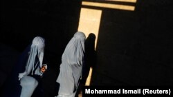 آرشیف، عکس جنبۀ تزئینی دارد